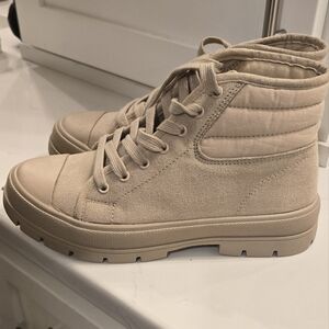 Soda Hightop Shoes